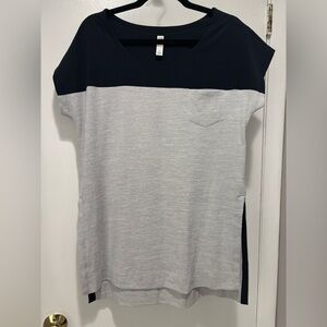 Lole Women's Black and Gray Tunic Top Medium